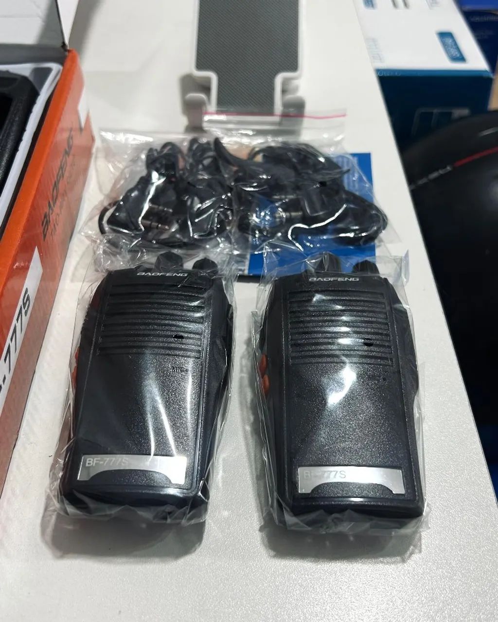 Par de rádio comunicador baofeng 