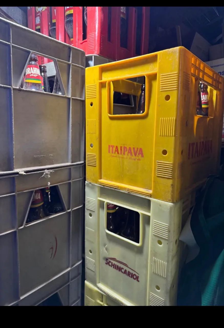 Caixa de cerveja litrão + cascos 