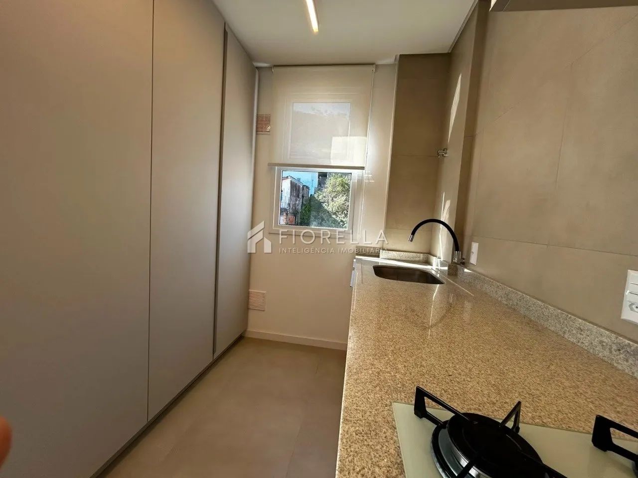 Studio com 49m² privativos em excelente localização - Centro de Florianópolis - Foto 5