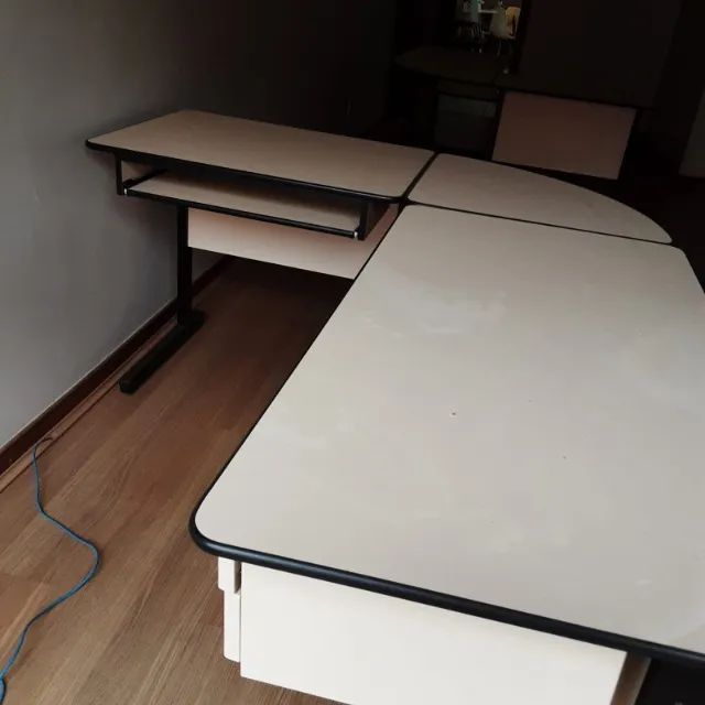 Mesa de escritorio - Foto 3