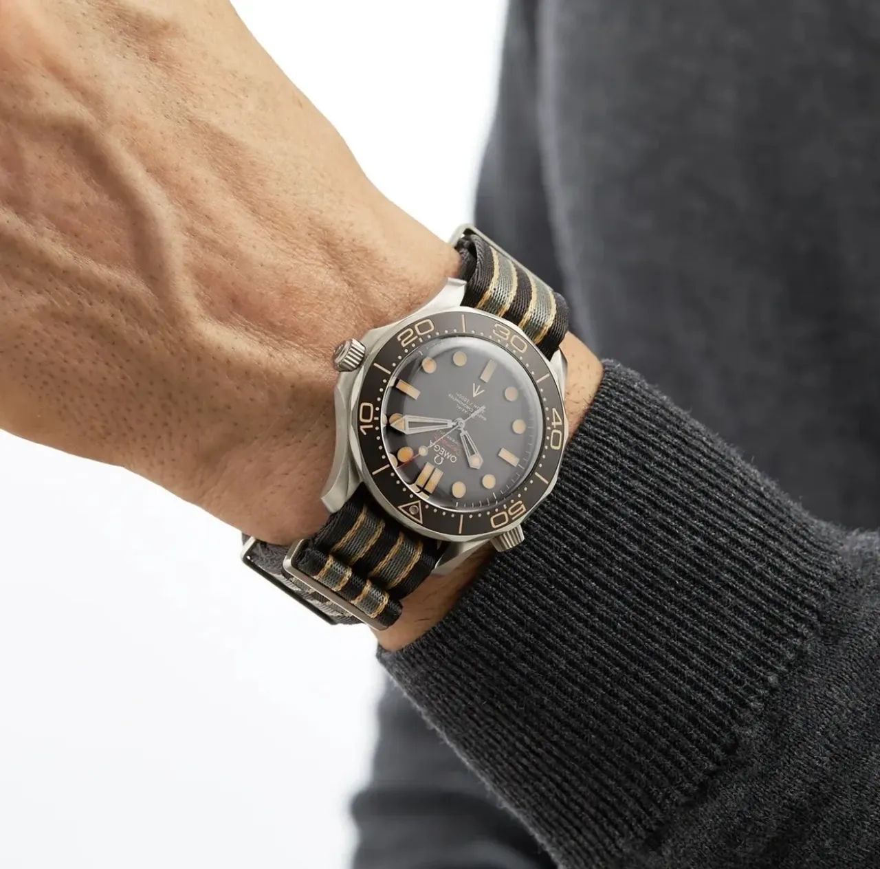 Relógio Omega Seamaster 007 James Bond Automático - Foto 3