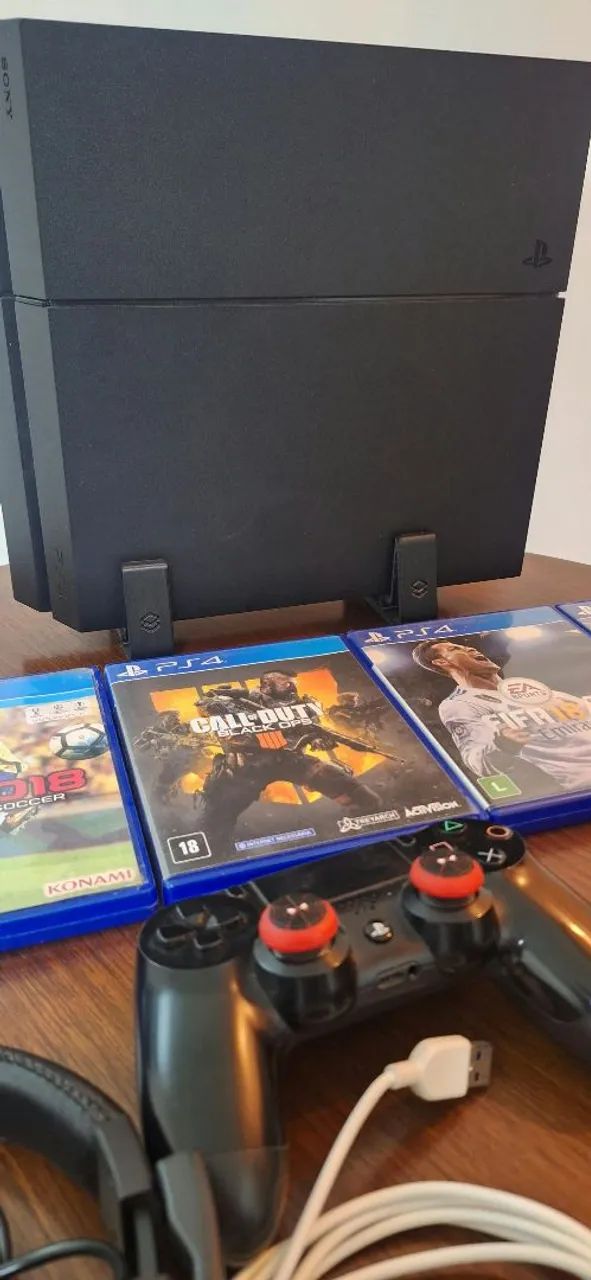 PS4 FAT com jogos. - Foto 5