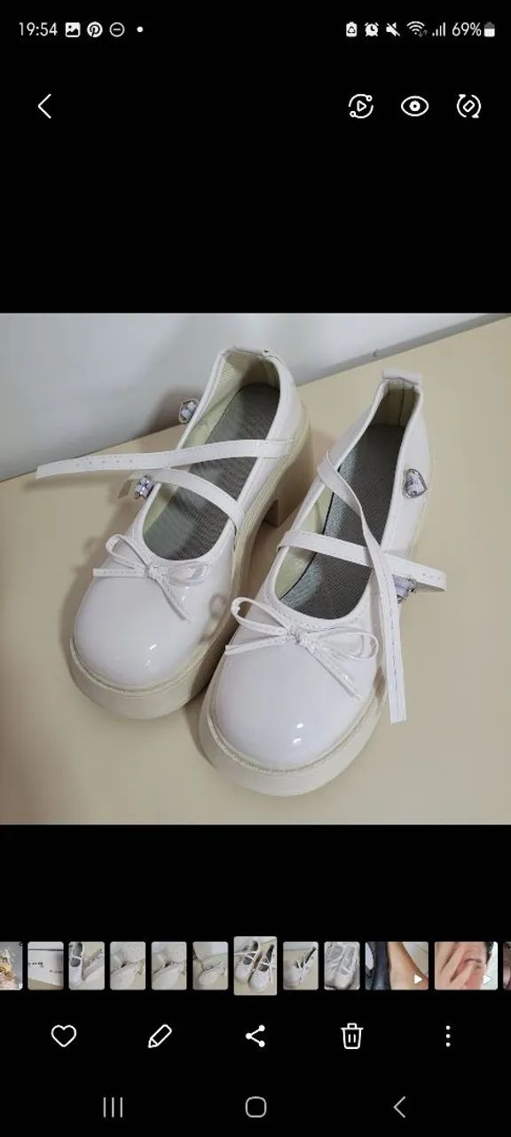 Sapatilhas Estilo Mary Jane Brancas - Foto 2