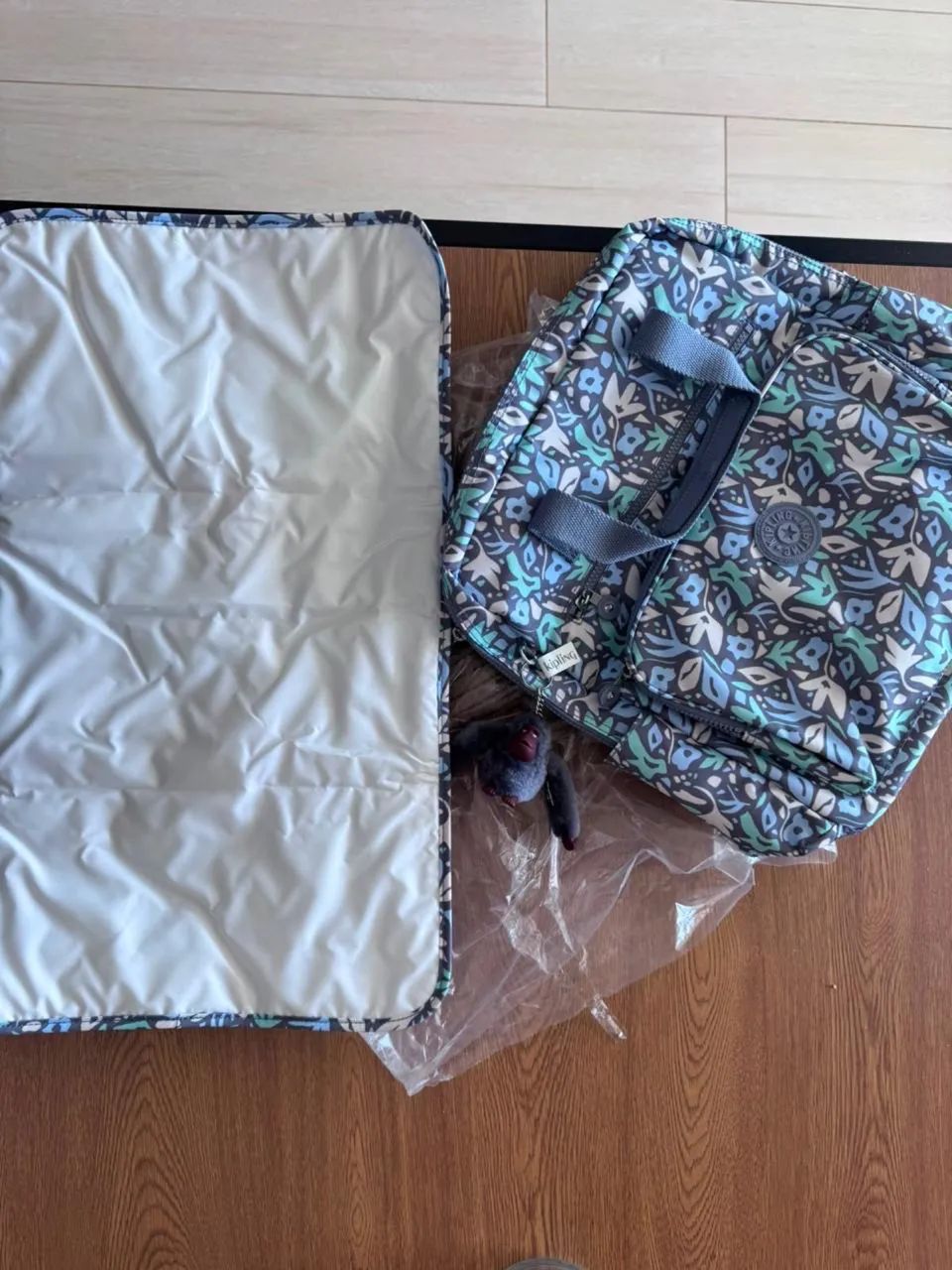 Mochila Kipling Audrie Estampado (nunca usado) - Foto 3