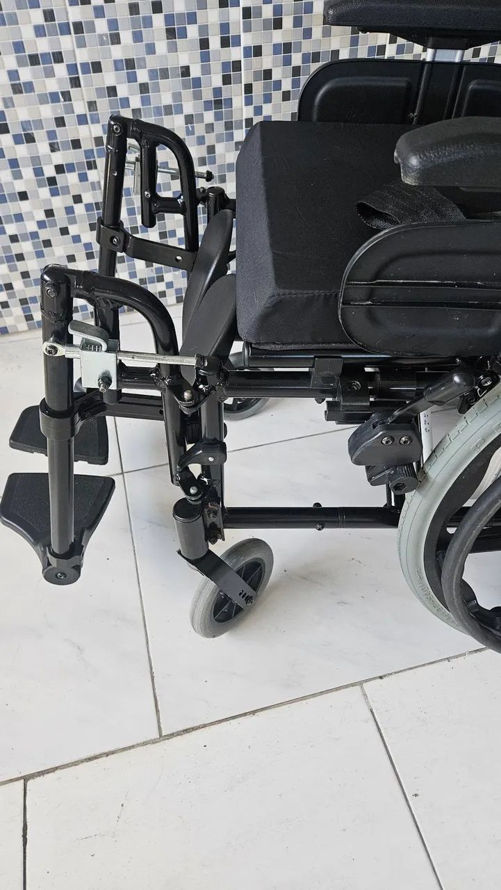 Cadeira de Rodas Ortobras Reclinável - Postural - Foto 4