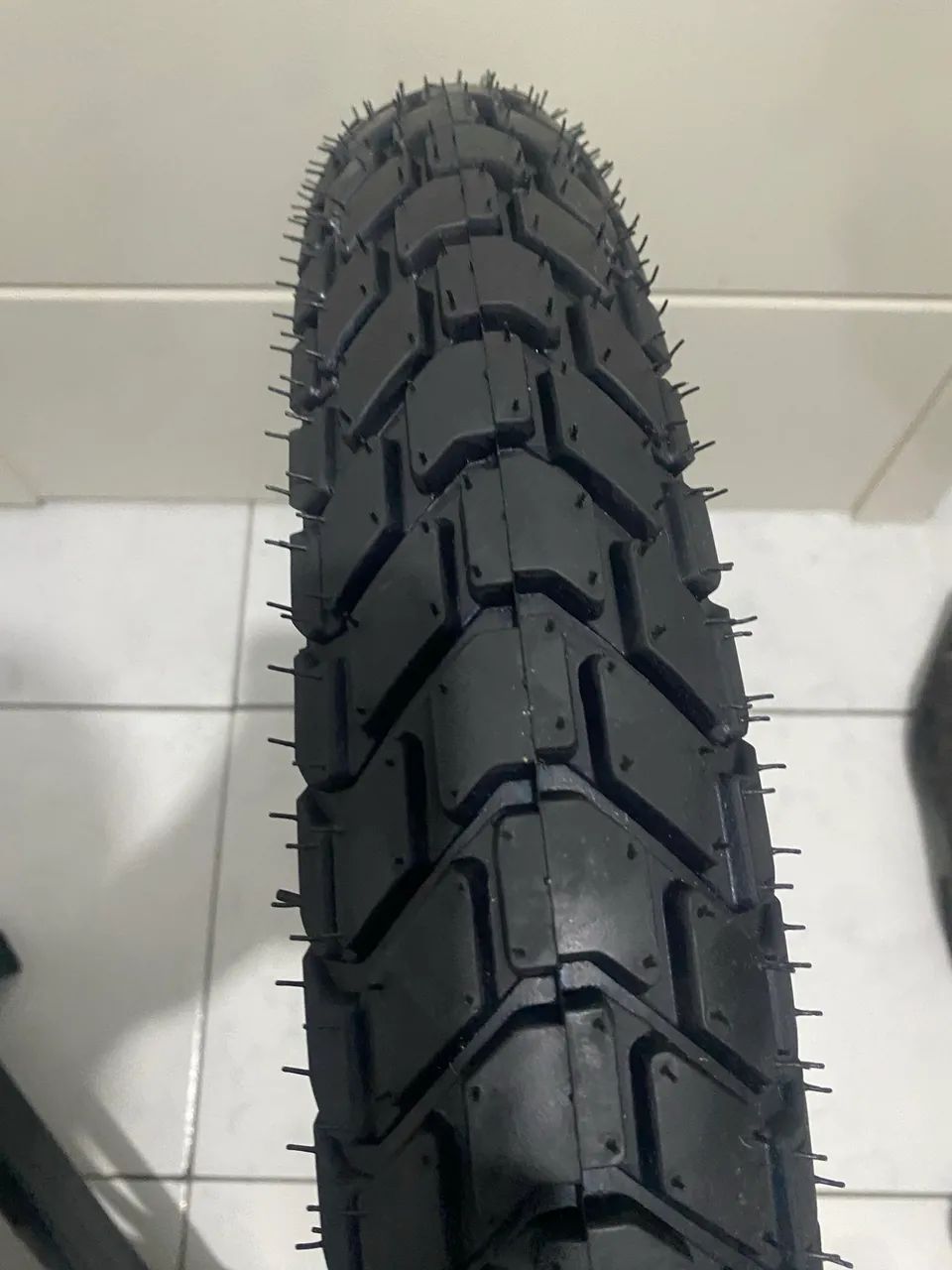 Pneu technic 90/90/19  - Foto 3