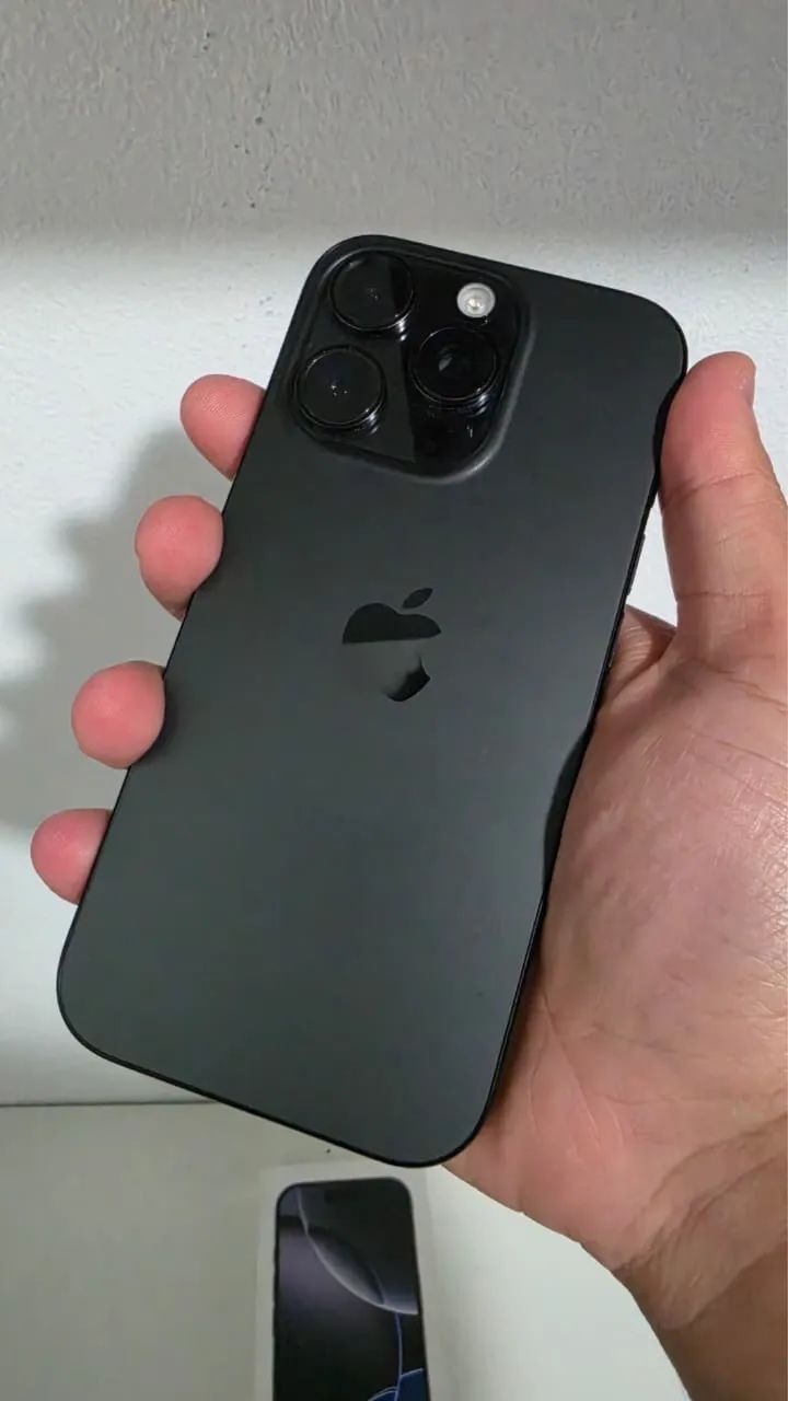 IPHONE 16 PRO IMPECÁVEL  - Foto 2