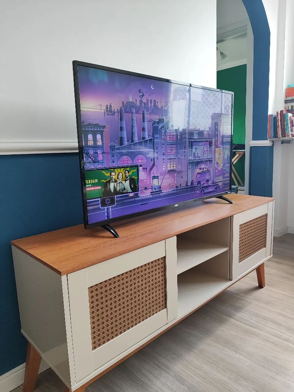 Televisão smart 55 polegadas! Com rack!