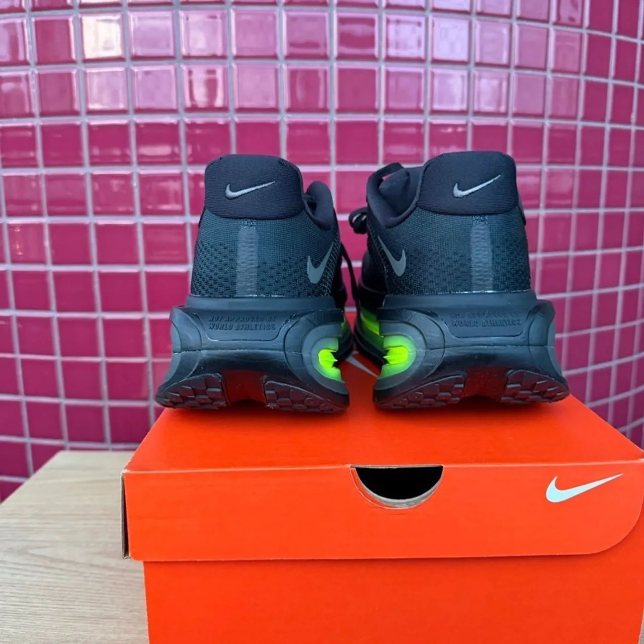Nike Vomero Premium Black Volt Original - com Caixa e Nota Fiscal - Foto 3
