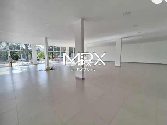 Salão comercial para alugar no bairro Morumbi em Piracicaba