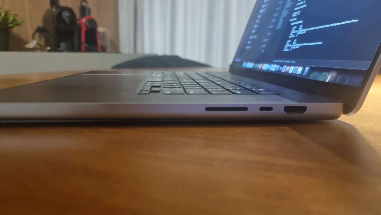 MacBook Pro M2 Max - 96GB 2TB - Foto 5