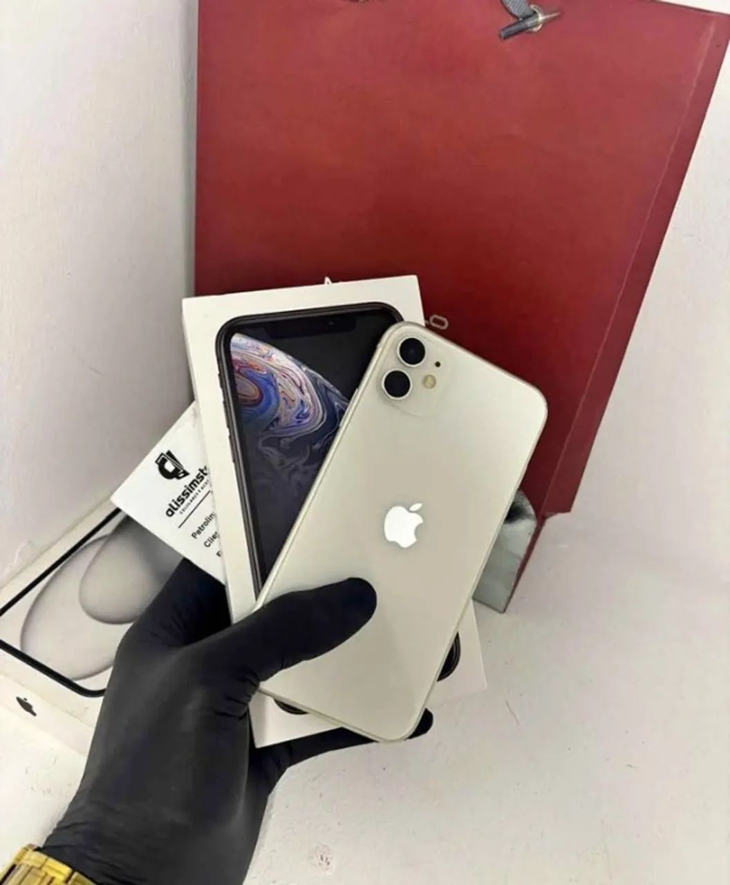 Iphone 11 perfeito na caixa  - Foto 2
