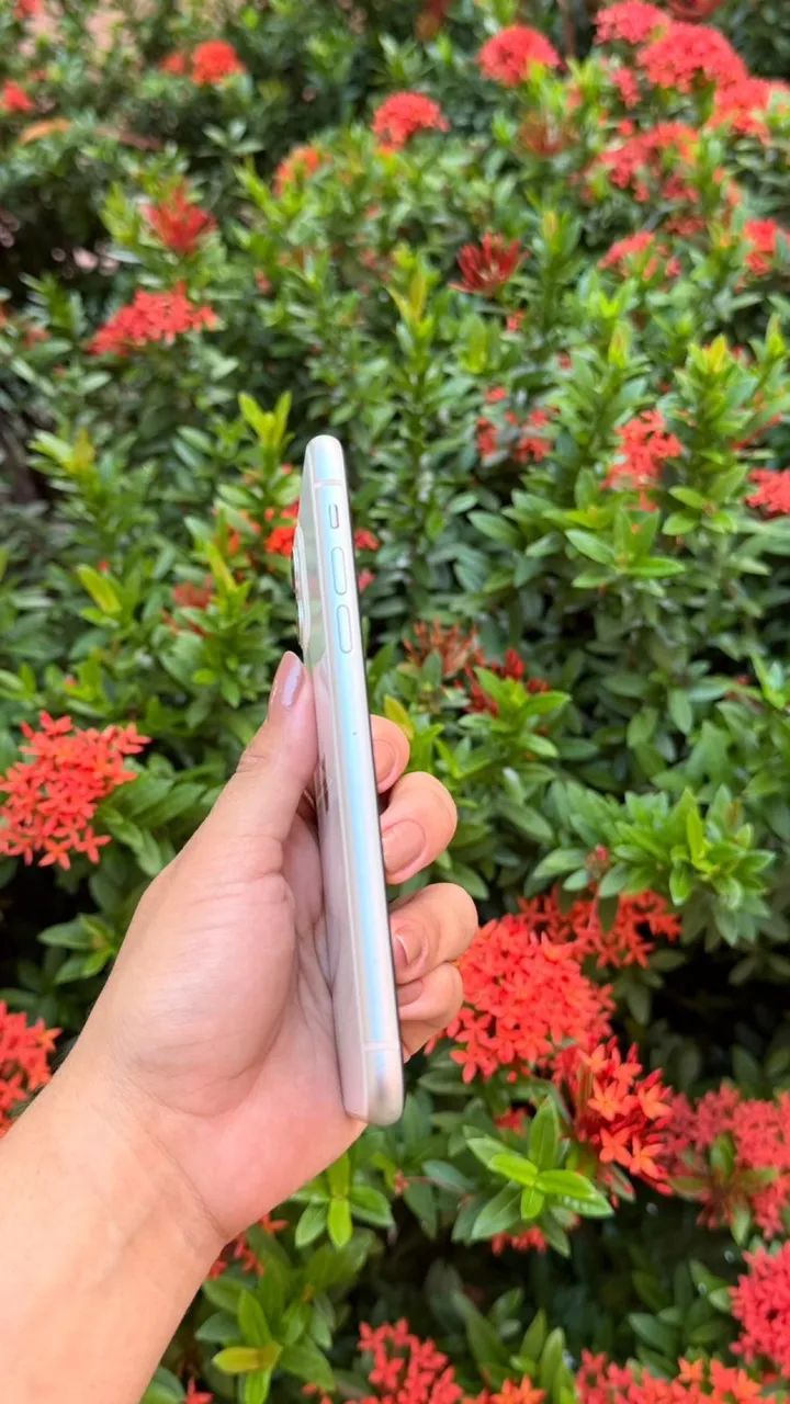 Vende se iPhone 11 - Foto 2