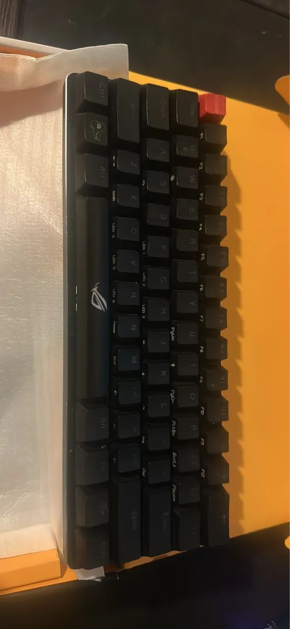 Teclado mecânico Glorious GMMK Compact 60% - Foto 2