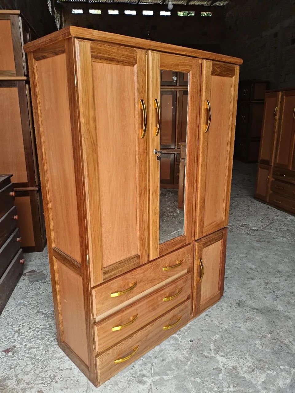 Guarda-roupas em madeira - Foto 5