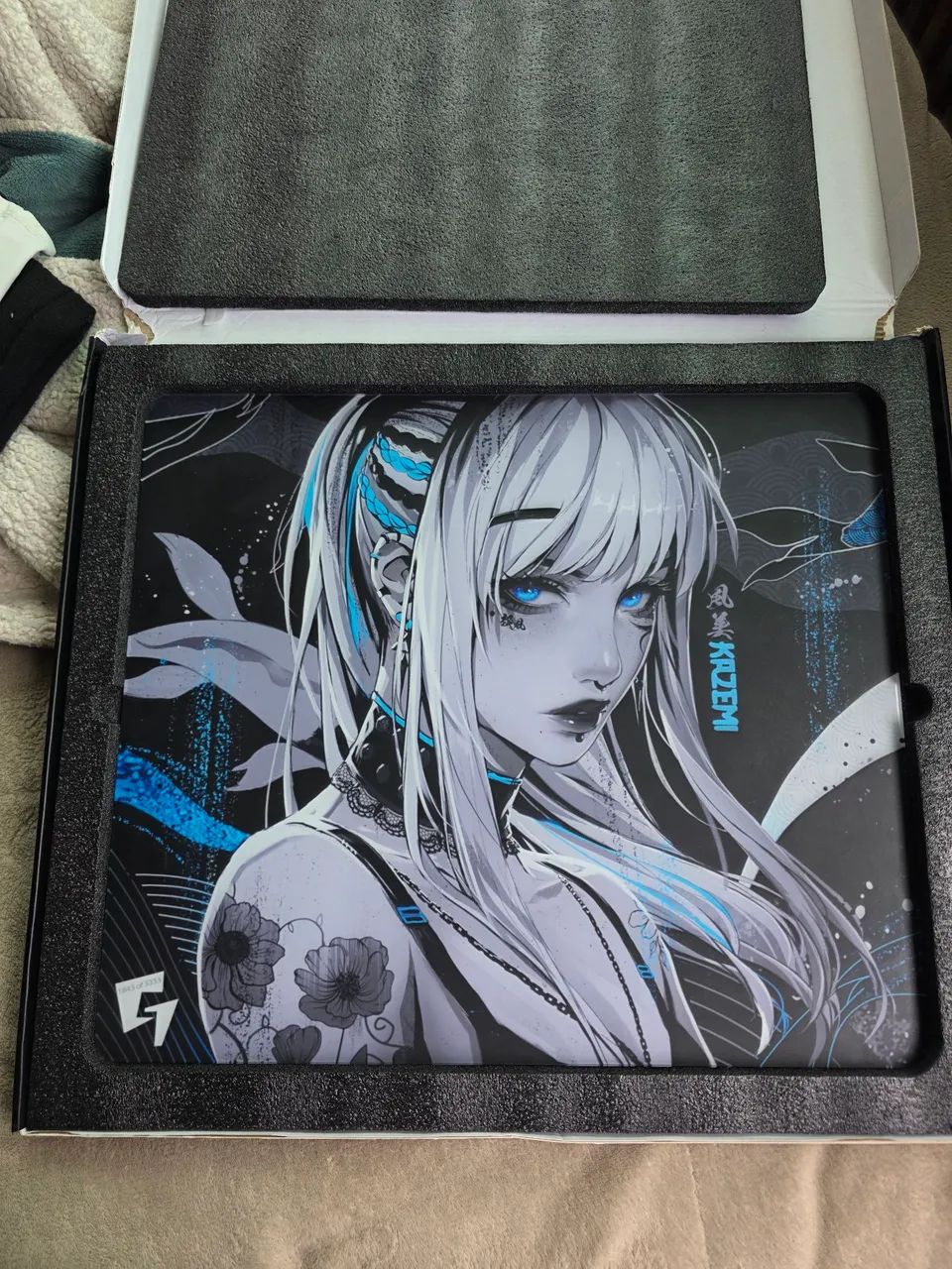 Mousepad Glasspad Glsswrks Kazemi Na Caixa