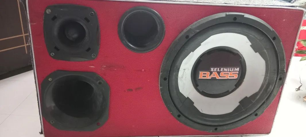 Vendo som de mala