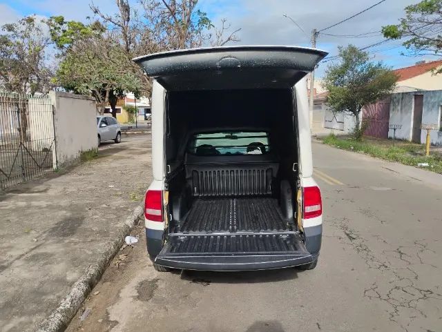 Volkswagen Saveiro Robust 1.6 Total Flex 8V 2019 - Foto 4