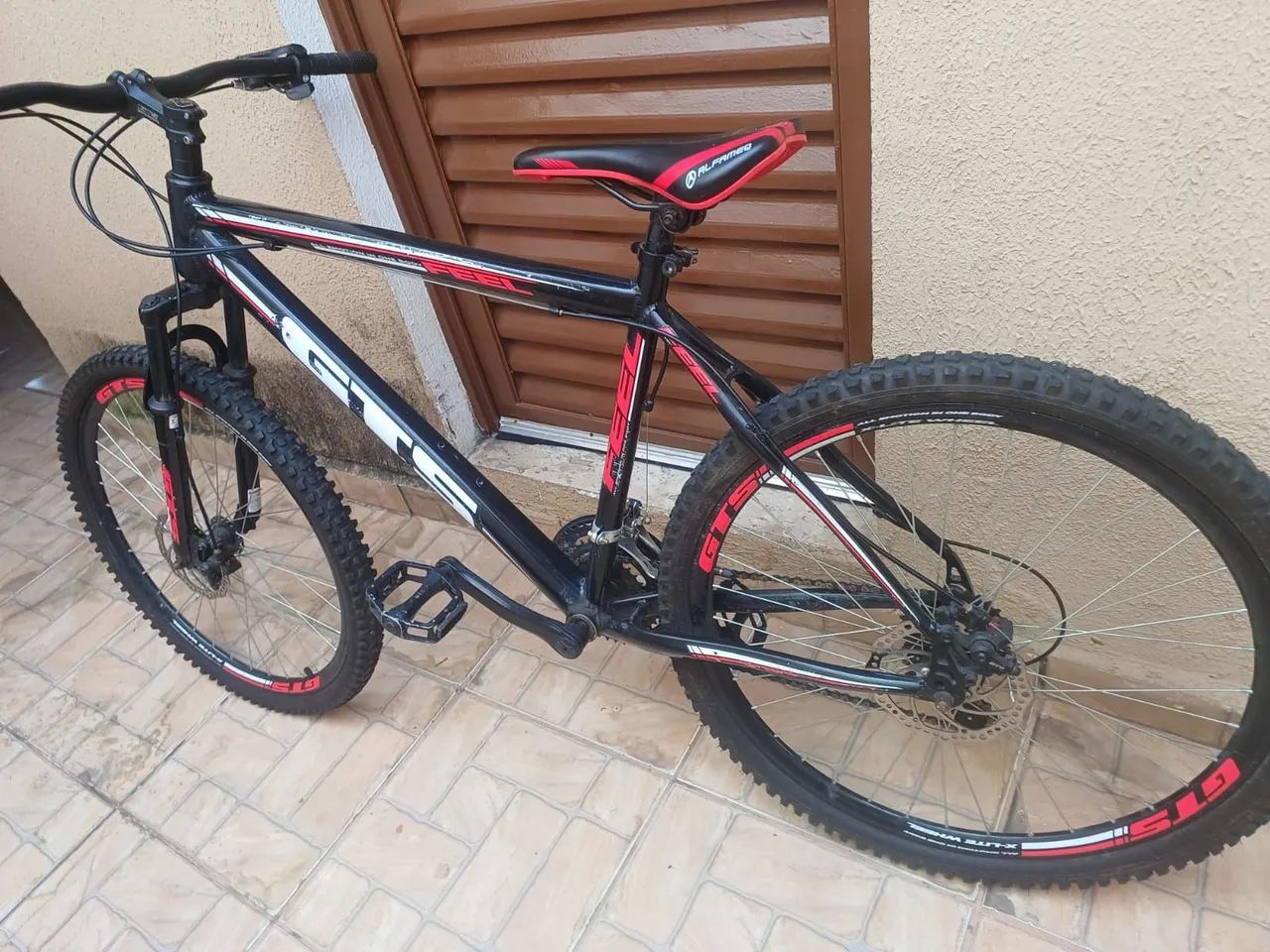 Bicicleta GTS Feel - Foto 2