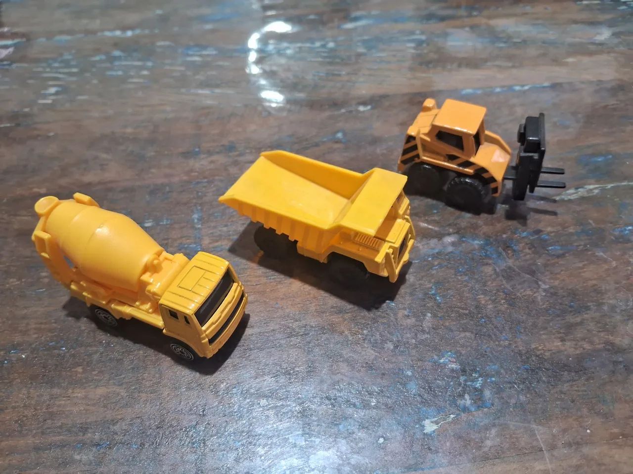 Caminhoes Miniaturas HO plastico