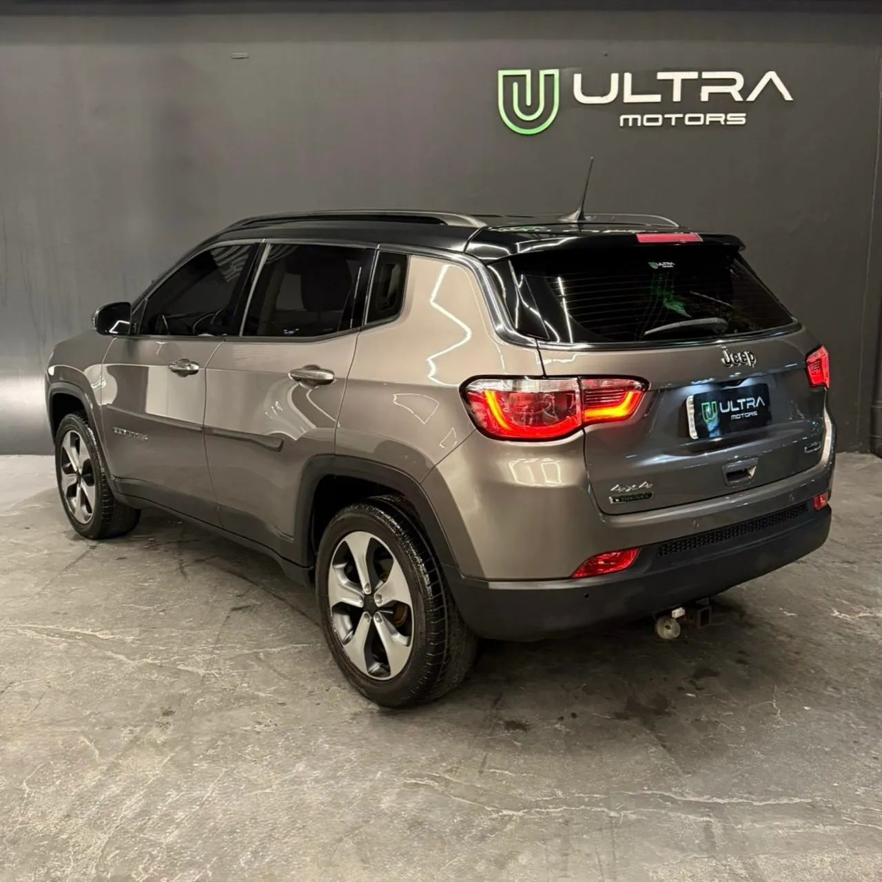 Jeep Compass Longitude 2.0 4X4 Dies. 16V Aut. 2018 - Foto 4