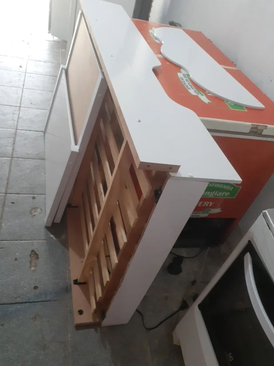 cama solteira com cama auxiliar branca completa