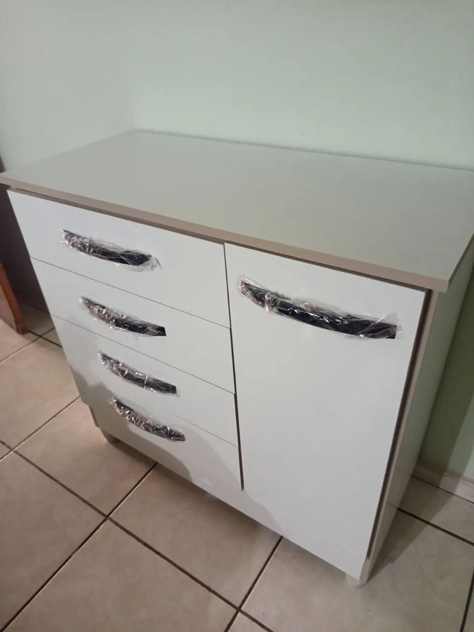 Cômodas NOVAS a Preço Justo 
