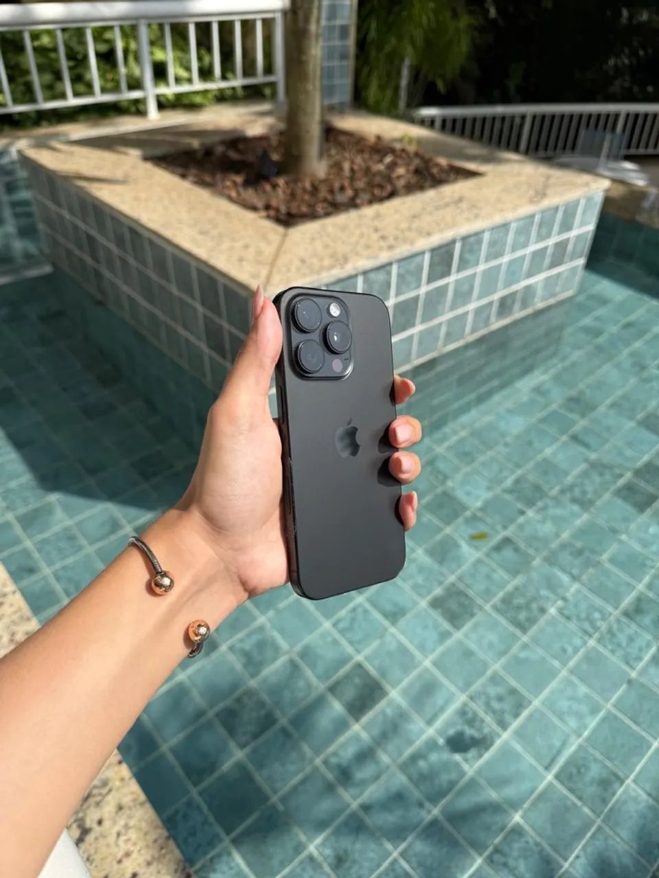 iPhone 15 Pro 128Gb - Foto 2