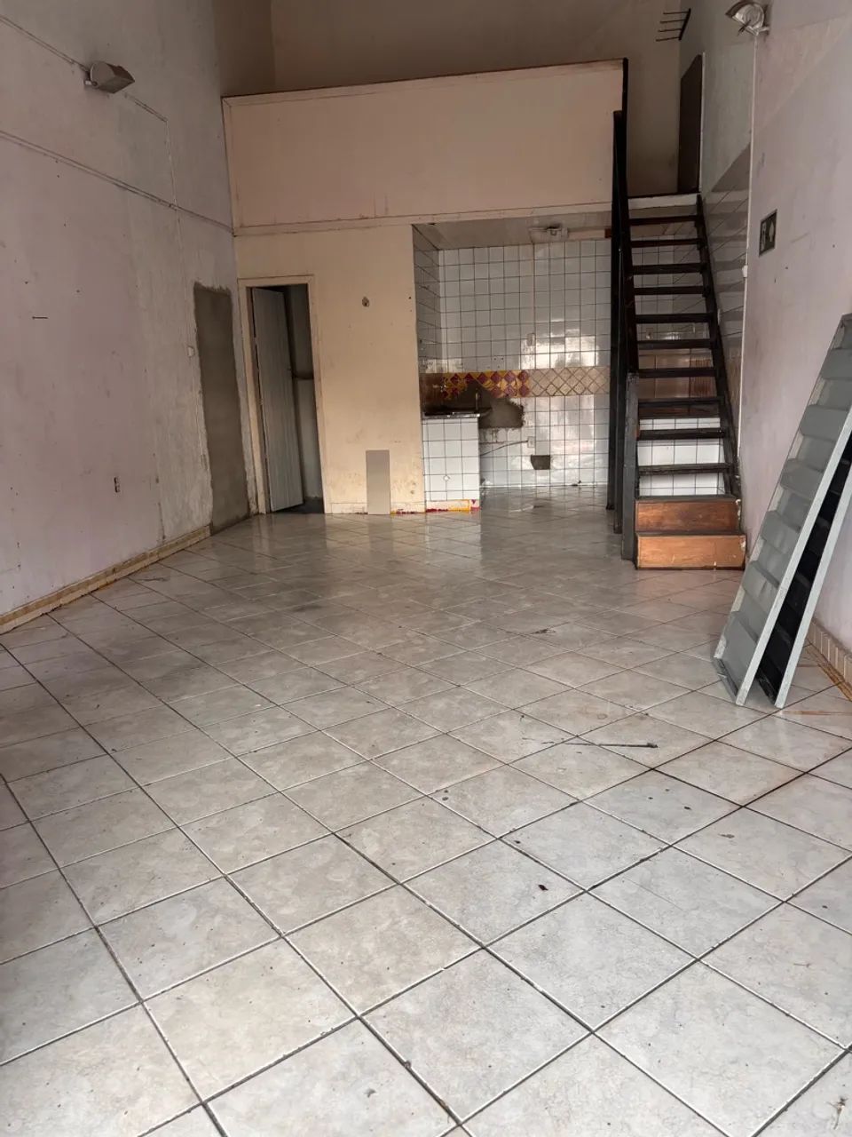 Aluga-se loja no bairro Novo Eldorado - Foto 2