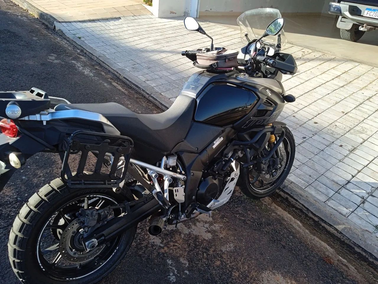 V Strom 1000 - Foto 2