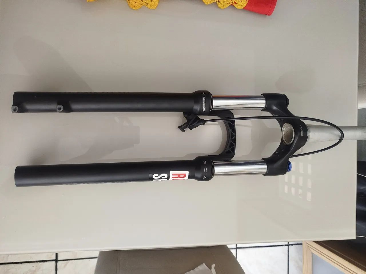 Suspensão rock shox Jude  - Foto 4