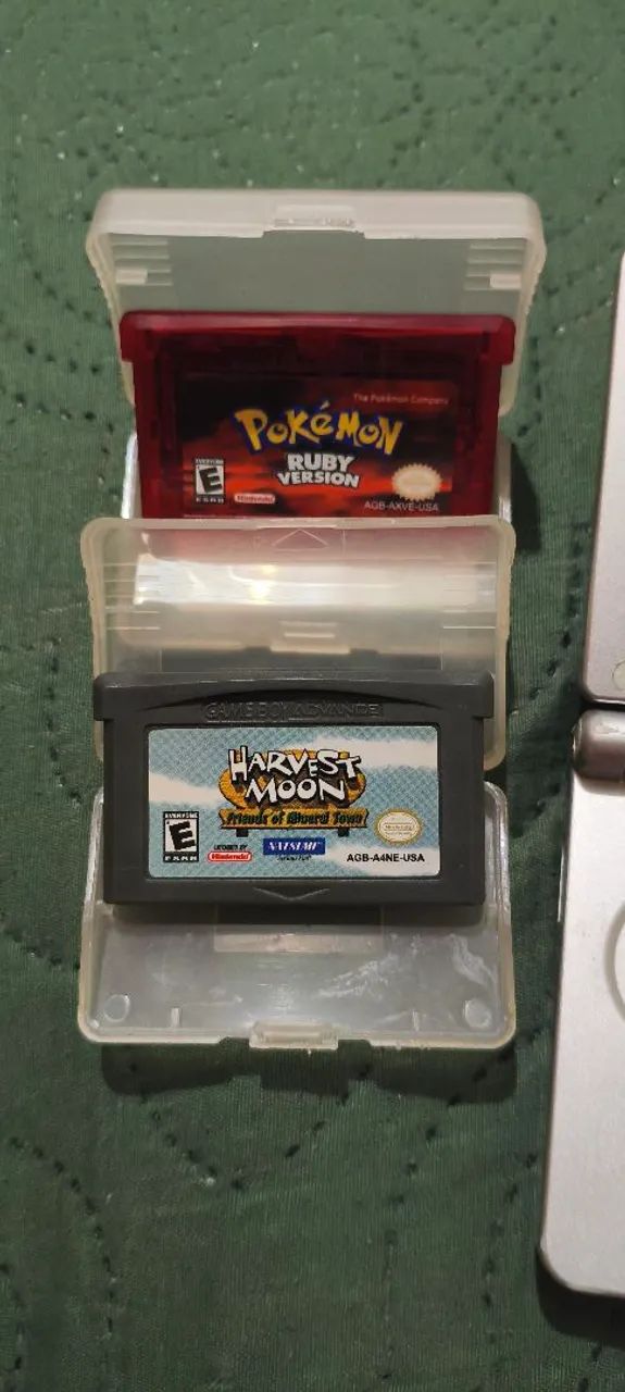 Gameboy SP com dois jogos - Foto 2