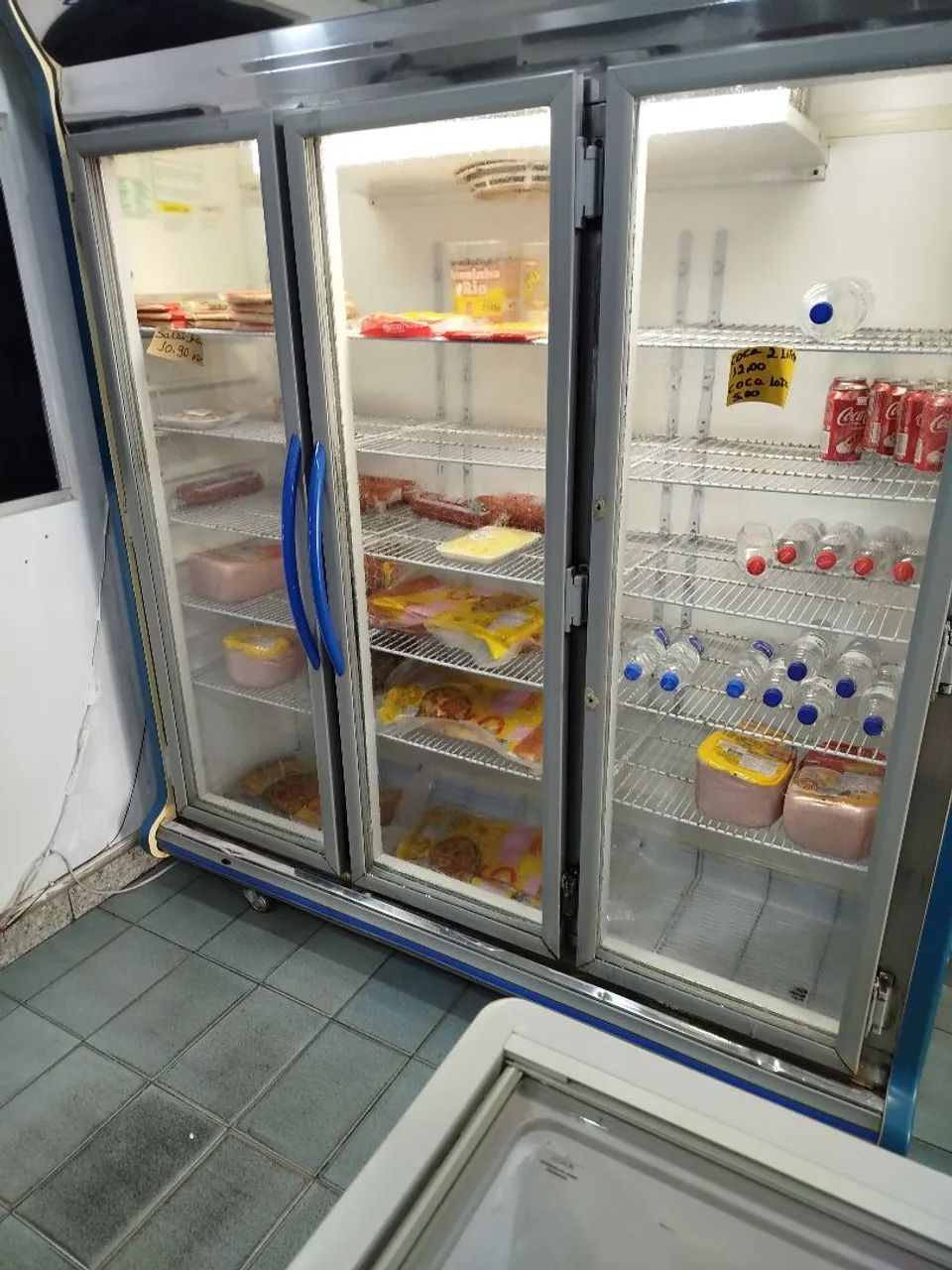 Equipamentos para frios lanchonetes e ou supermercado 