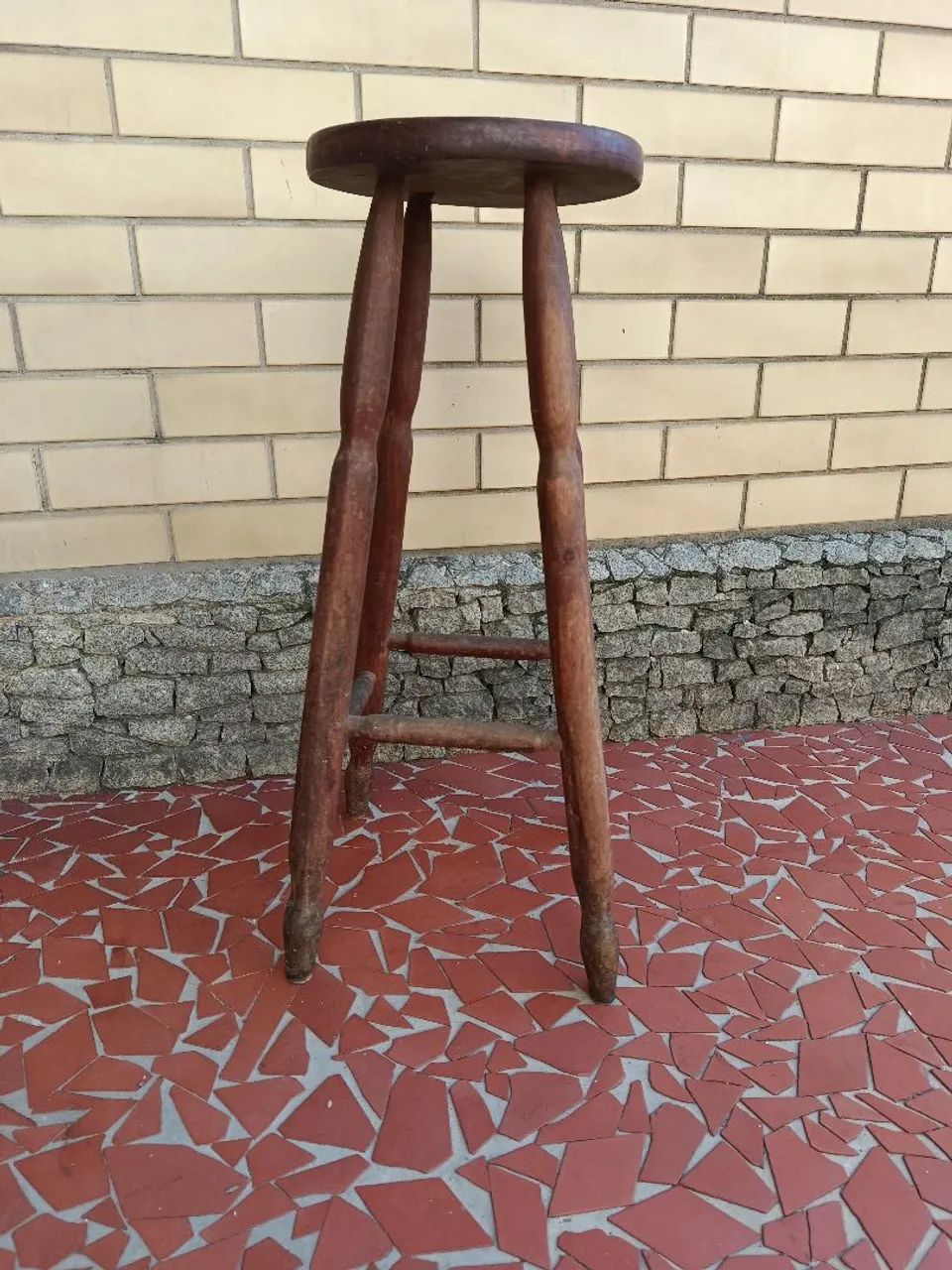 Baqueta de madeira alta 