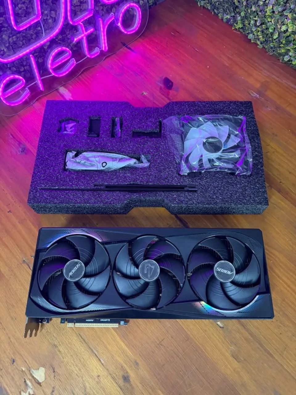 RTX 5080 16GB Aorus Master - Foto 5