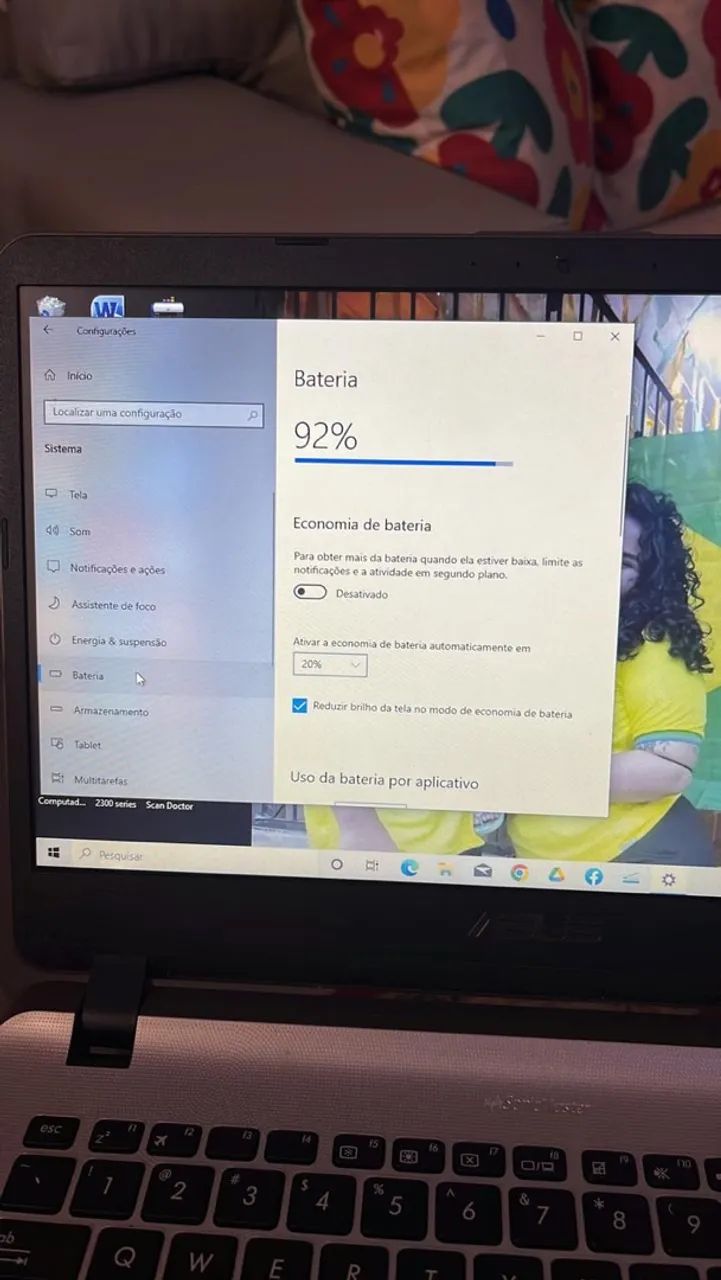 Vende- se notebook Asus  - Foto 4