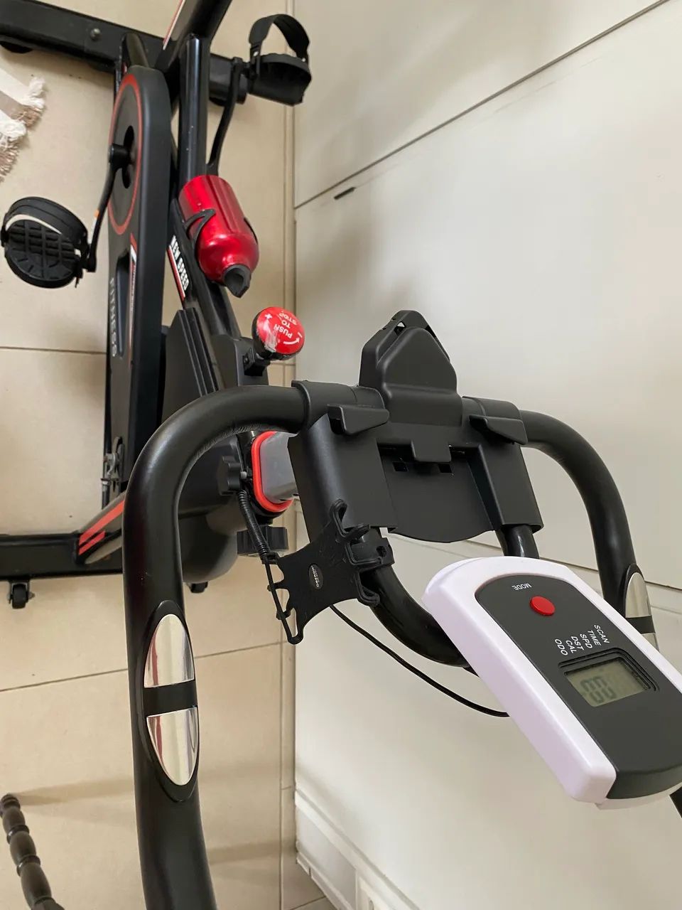 Vendo bicicleta ergométrica  - Foto 4