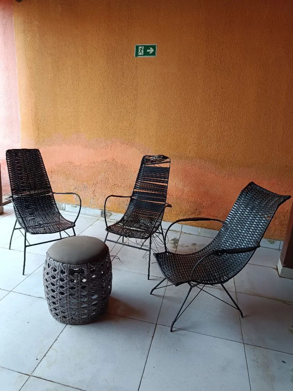 Jogo de cadeira de ferro com descanso de pés  - Foto 2