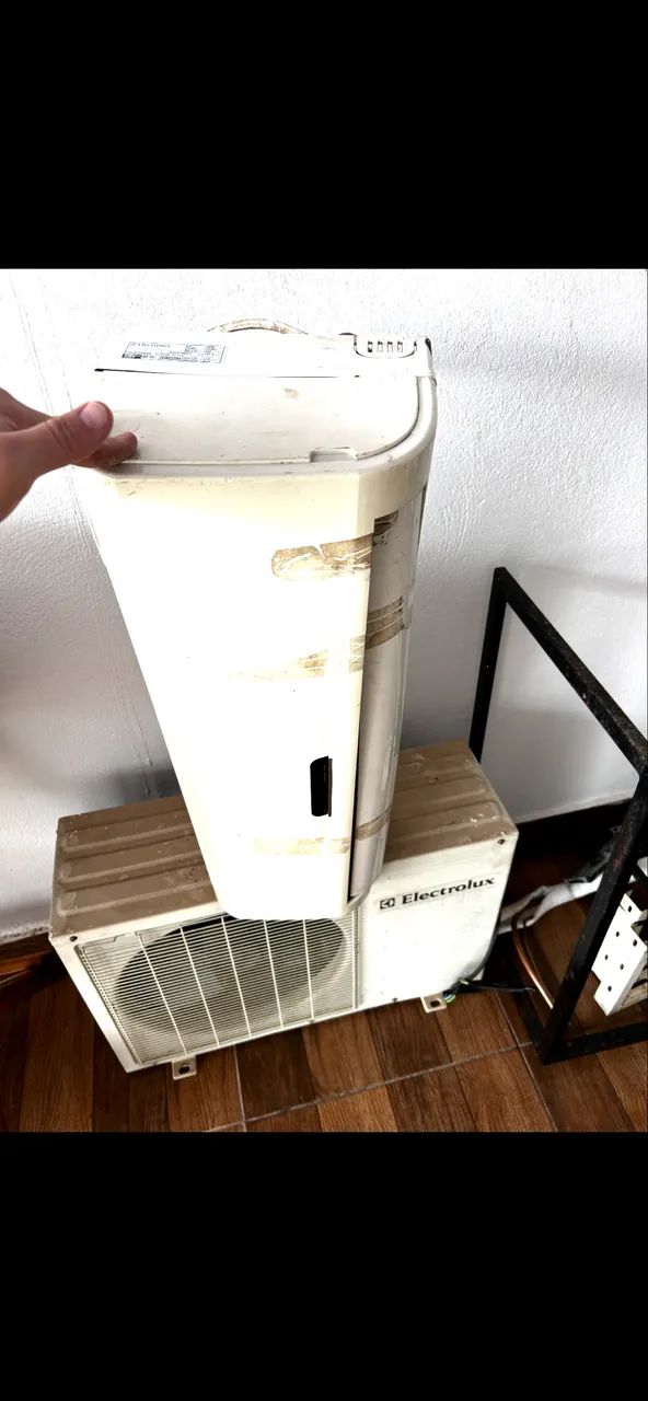 AR ELECTROLUX PL12F 12000btu