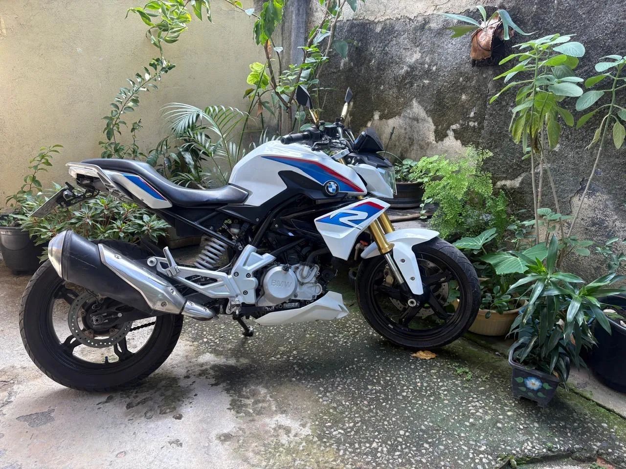 BMW 310R  - Foto 5