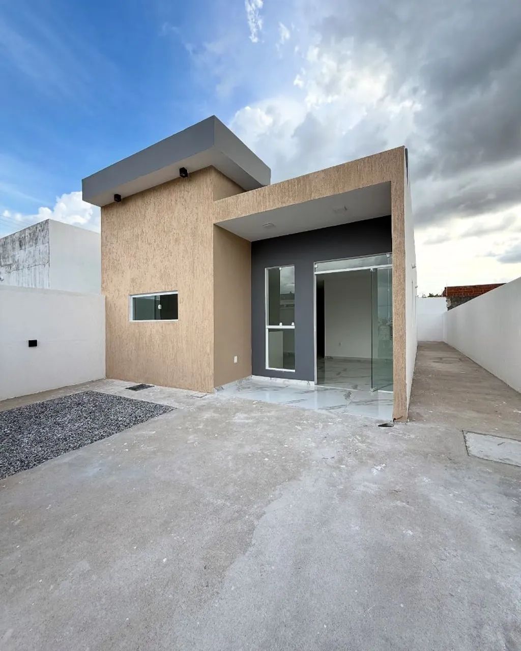 IMÓVEL DISPONÍVEL COM 3 QUARTOS ?