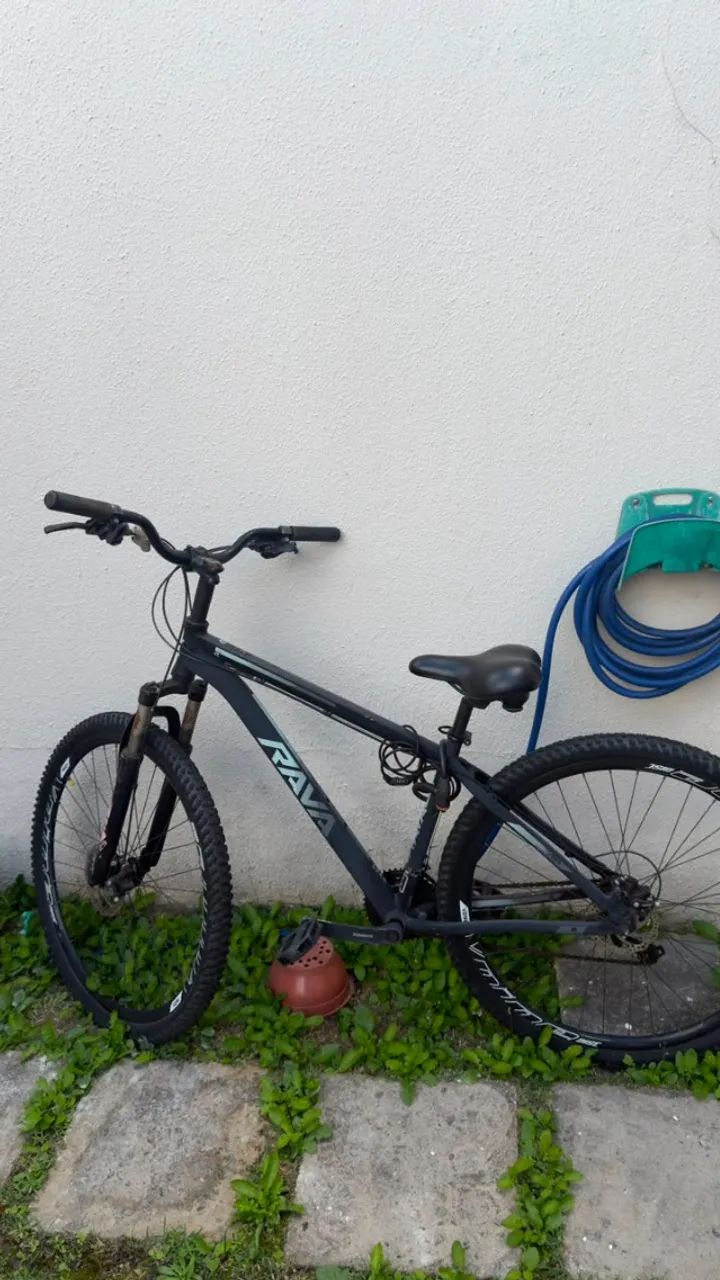 BIKE RAVA ARO 29 USADA