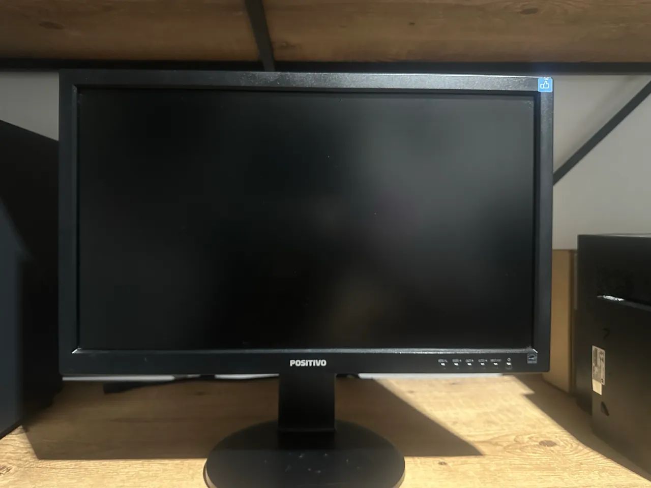 Monitor 24 polegadas pós articulados ajustável 