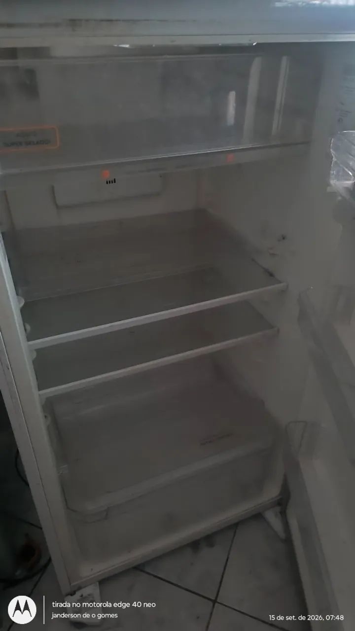 Vendo geladeira continental com defeito  - Foto 5