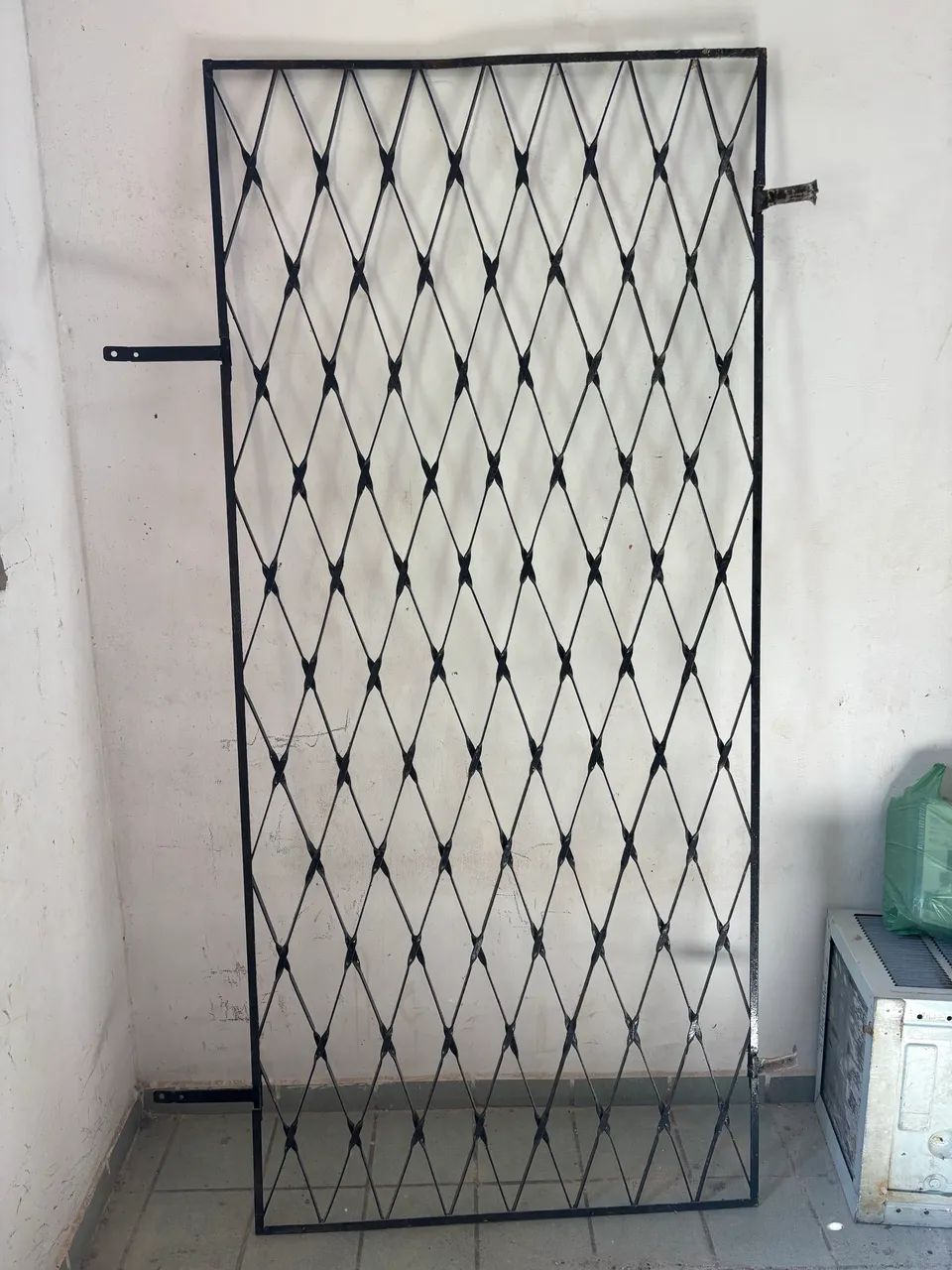 Grades, porta e janelas