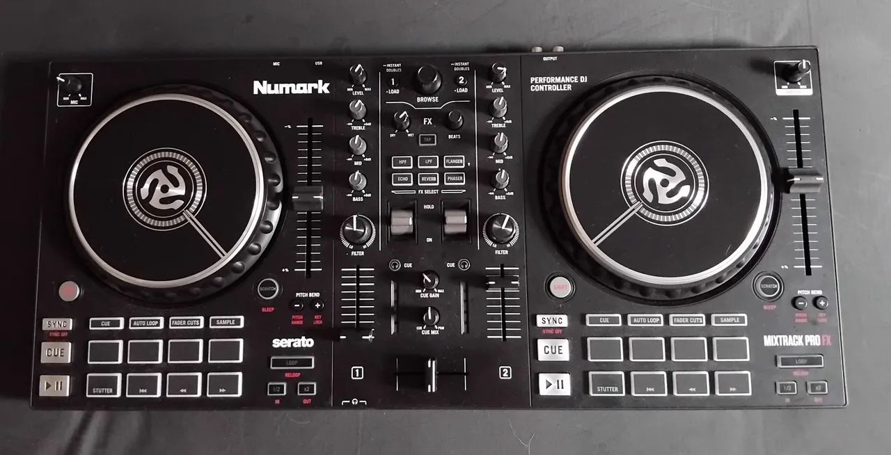 Cobtroladora Numark Pró Fx