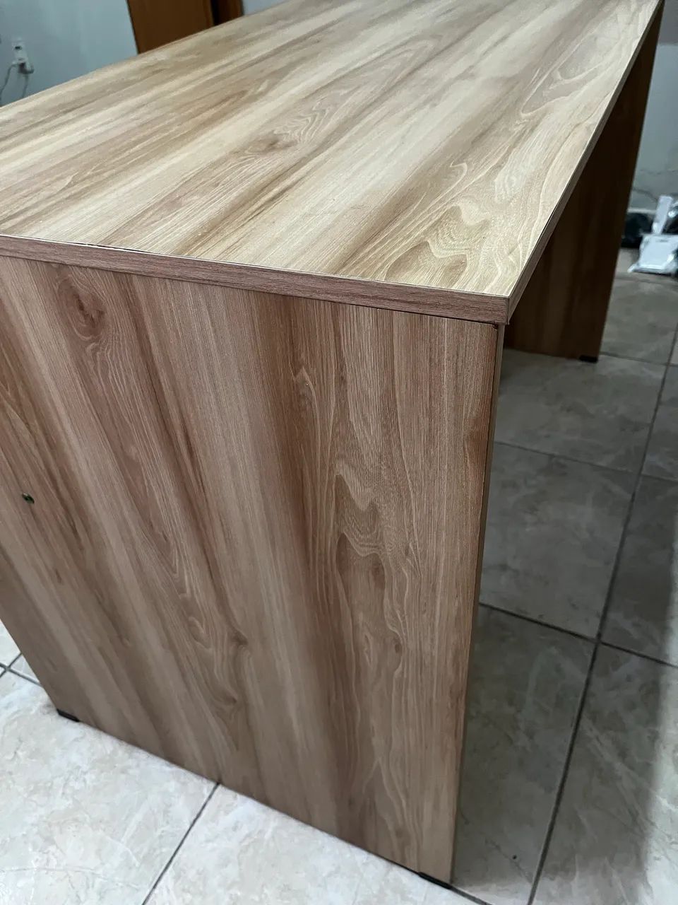 MESA DE ESCRITÓRIO EM ÓTIMO ESTADO - Foto 3