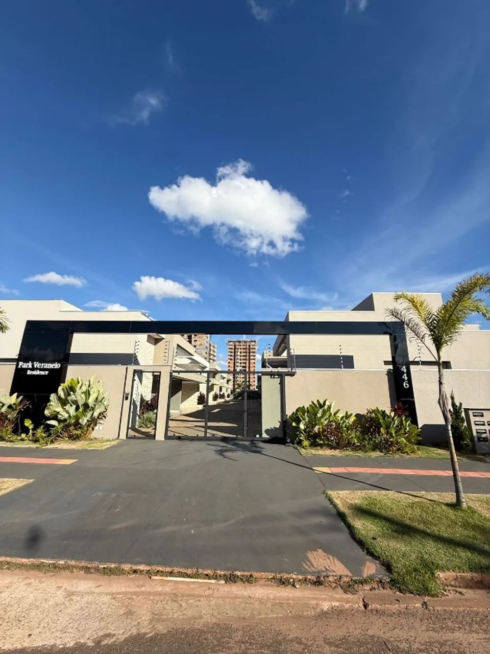 CASA EM CONDOMÍNIO CARANDÁ/VERANEIO
