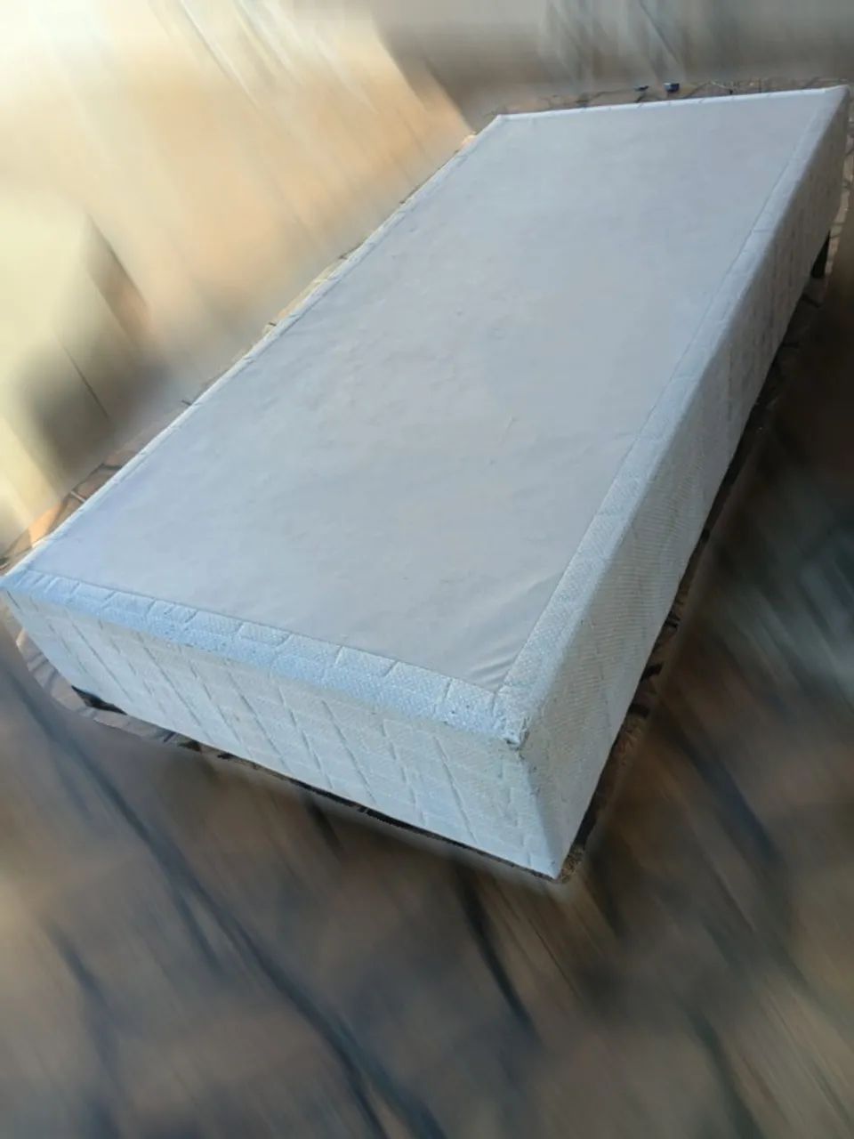 Cama Solteiro Cinza
