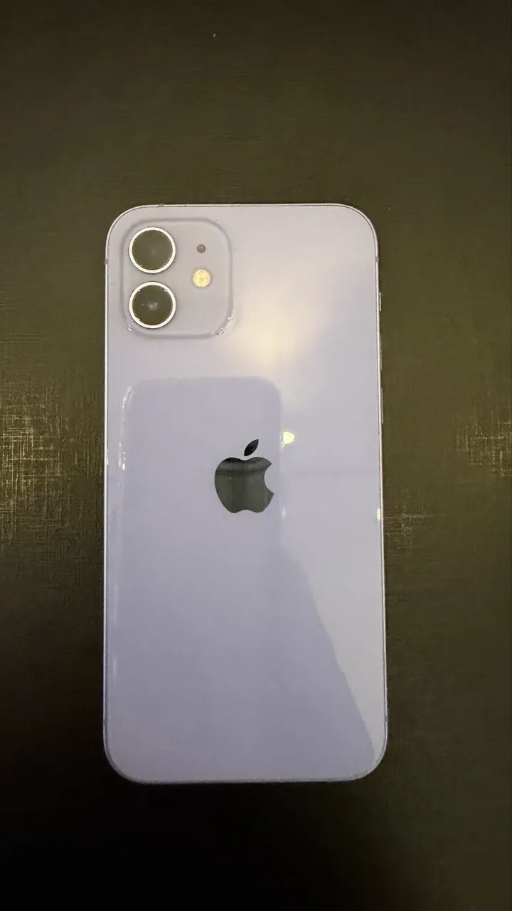 iPhone 12 Lilás 